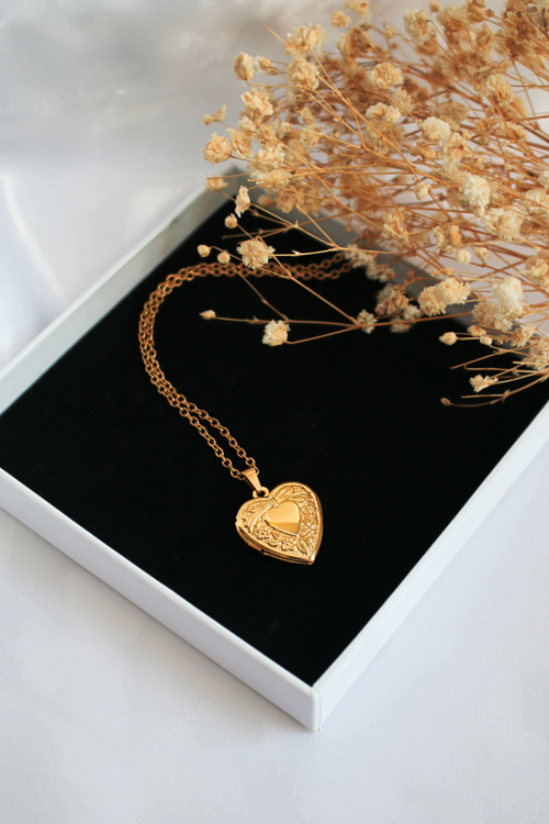 Collier Médaillon Cœur 18 Carats