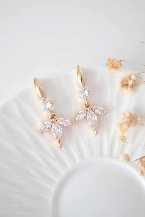 Boucles d'oreilles "Bloom" Pétales de Fleur Zircone Cubique 24 Carats